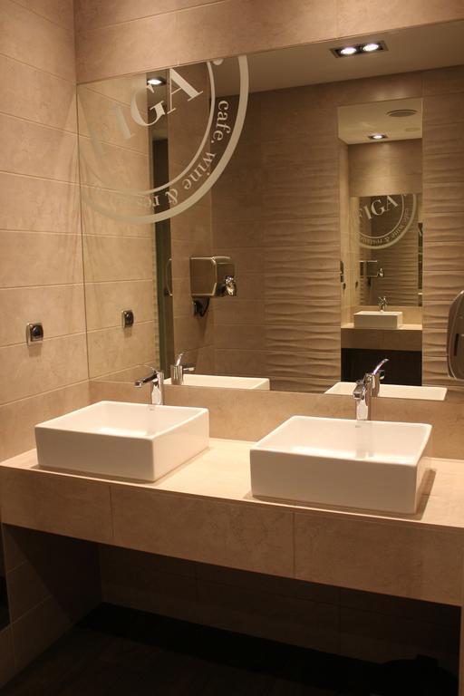 Hotel Figa Plewiska Ngoại thất bức ảnh