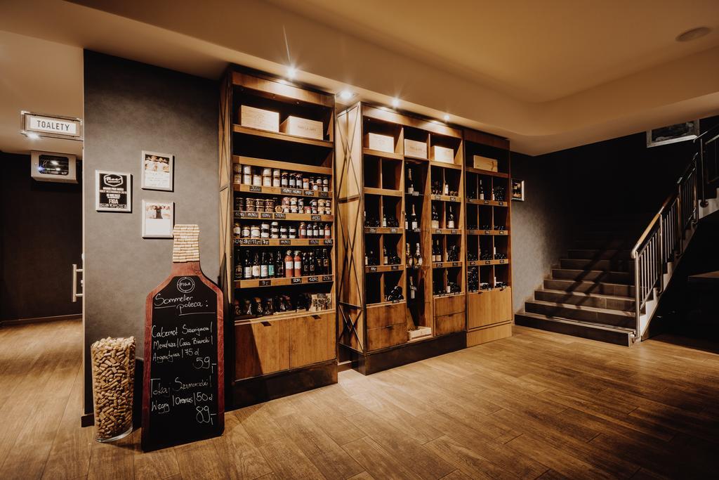 Hotel Figa Plewiska Ngoại thất bức ảnh
