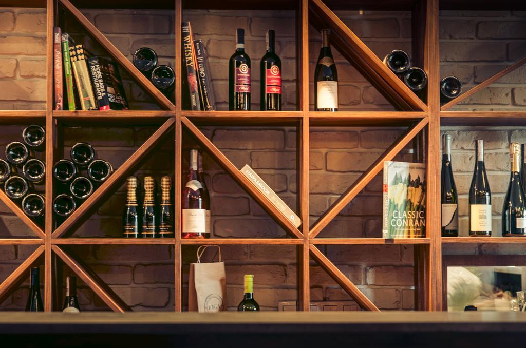 Hotel Figa Plewiska Ngoại thất bức ảnh